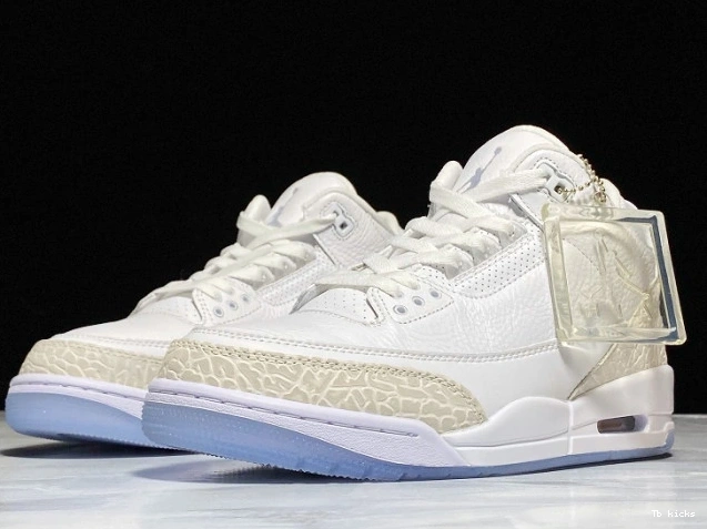 Reps TBK Air Retro White 136064-111 3 Triple Jordan 0815